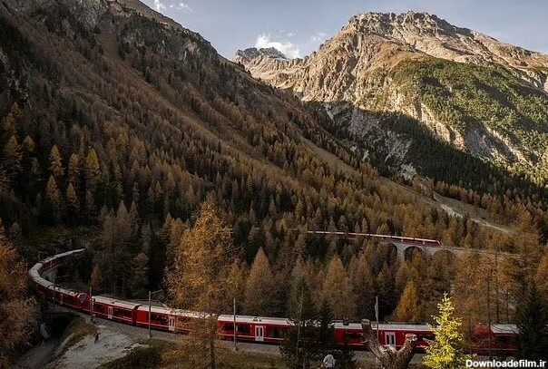 طولانی‌ترین قطار مسافربری جهان راه افتاد/ عکس