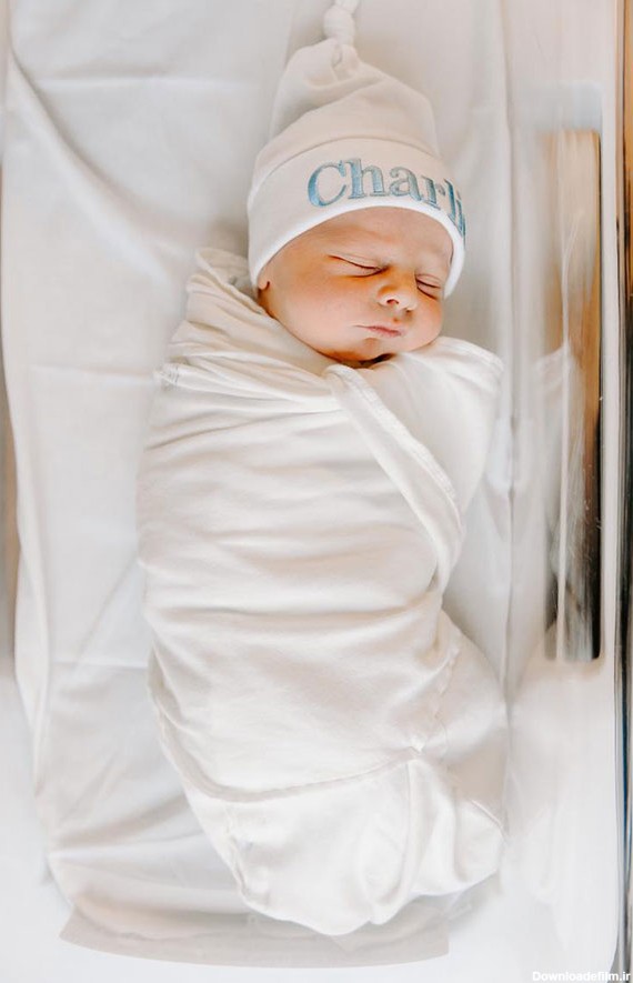 عکس تزیین تخت نوزاد در بیمارستان