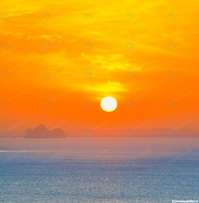 عکس غروب خورشید در دریا - مرجع دانلود فایلهای دیجیتالی