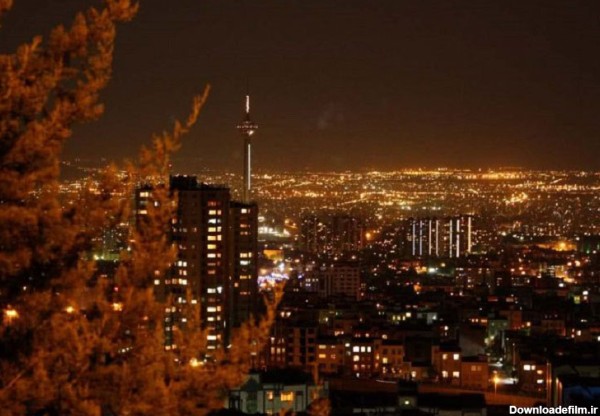 بام تهران از جاهای دیدنی تهران در شب