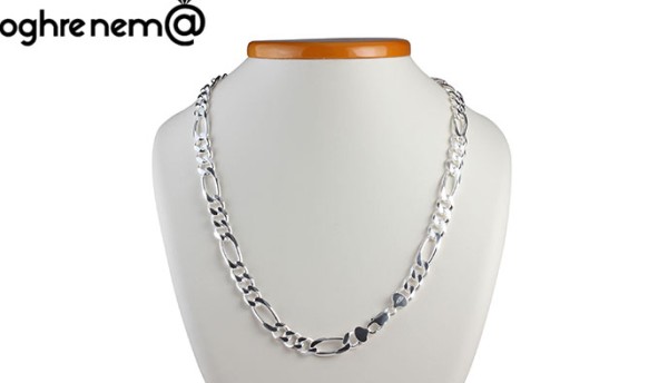 زنجیر فیگارو (figaro chain) یکی از انواع زنجیر مردانه