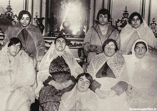 تصاویری از مد و پوشاک زنان قجری | زنان در دوره قاجار چه می‌پوشیدند؟