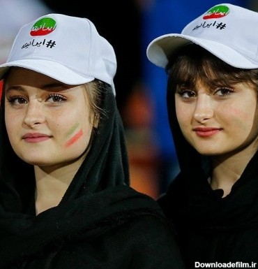 (عکس) حضور سارا و نیکا در استادیوم آزادی و واکنش محسن تنابنده