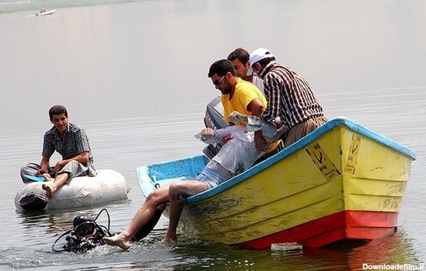 در جستجوی 2غرق‌شدۀ دریاچه زریوار - کردستان (عکس)