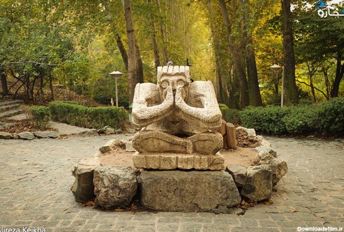 مجسمه متفکر، پارک جمشیدیه تهران، اثر ناصر هوشمند وزیری