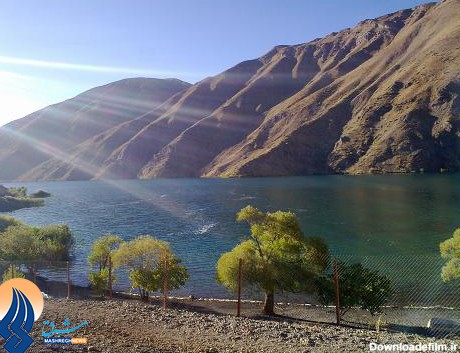مشرق نیوز - تصاویر/ دریاچه "گهر" فیروزه‌ای بر دامان اشترانکوه