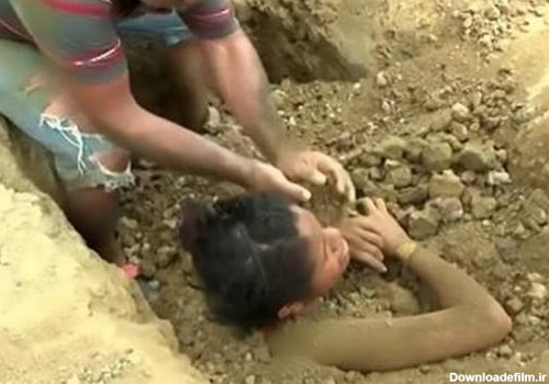 دختر ۱۸ساله پس از صاعقه ۳ روز زیر خاک دفن شد +عکس
