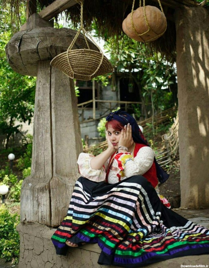 لباس محلی زنان گیلانی سرشار از رنگ و زیبایی