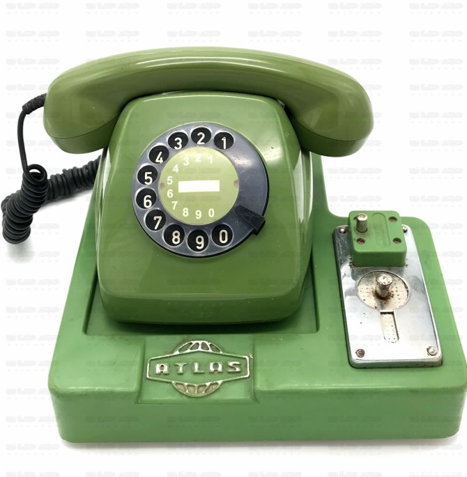 تلفن قدیمی سکه ای سبز – Coin Telephone – Majdokan