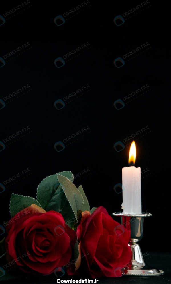تصویر استوک شمع و گل با بکگراند مشکی - مرجع دانلود فایلهای دیجیتالی