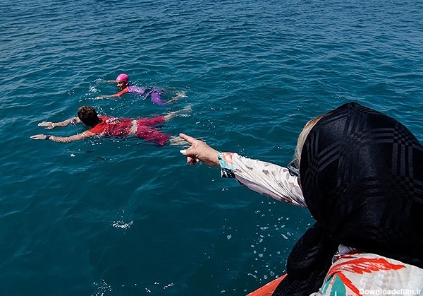 فرارو | (تصاویر) رکوردشکنی دخترایرانی در دریای خزر