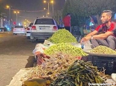 عکس| شرایط غم انگیز بازیکن استقلال/ ستاره خوزستانی مجبور به دست فروشی شده است