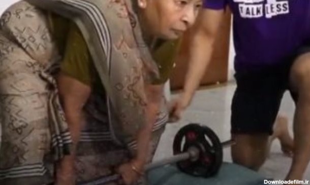 دور دنیا | مادربزرگ هندی وزنه‌بردار شد + عکس