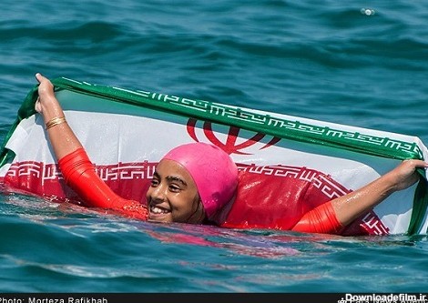 Noandish.com::: رکورد زنی دختر شناگر گیلانی (عکس)