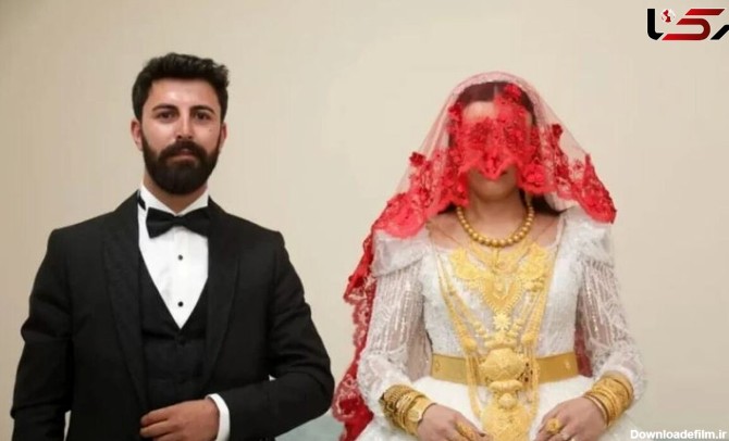 جنجالی ترین عکس از عروسی یک زوج در ترکیه / عروس غرق در پول و ...