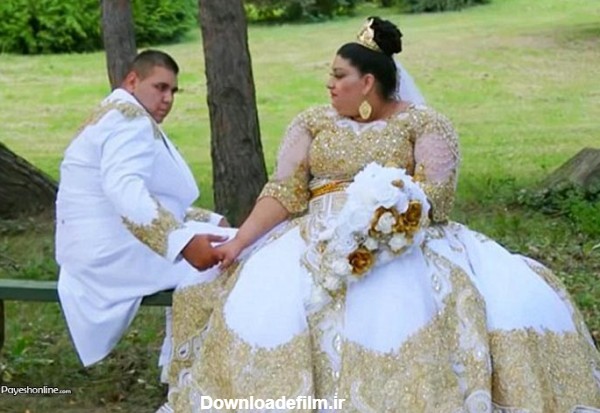 عصر اعتبار - عروس ۱۹ ساله با لباس طلا کاری شده ۶۰۰ میلیون تومانی! +عکس