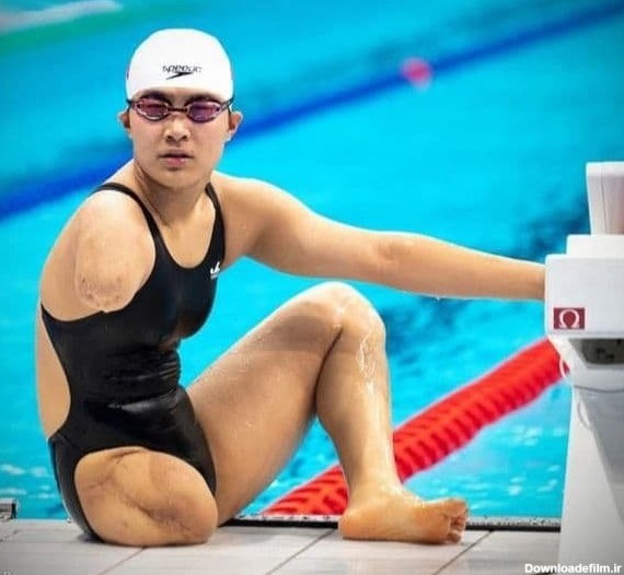 بالاترین: عکس روز – یویان جیانگ، شناگر چینی، پیش از آغاز رقابت ...