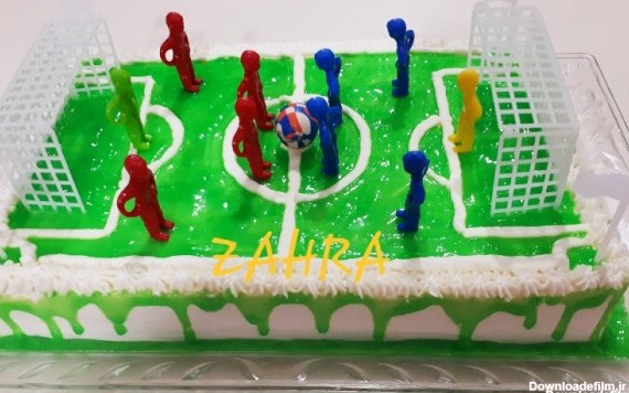 خرید و قیمت کیک زمین فوتبال چمن خامه ای با آدمک و دروازه فوتبال