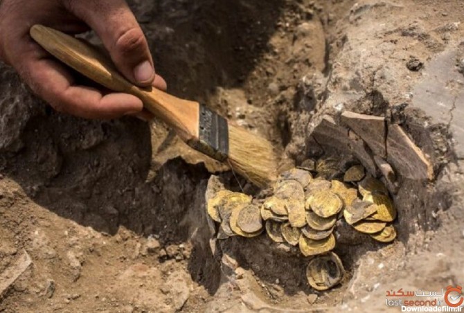 کشف گنجینه سکه‌ طلای 1000 ساله توسط دو نوجوان! | لست‌سکند