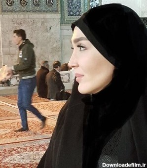 حجاب خانم بازیگر در حرم امام رضا (ع) +عکس - اقتصاد آنلاین