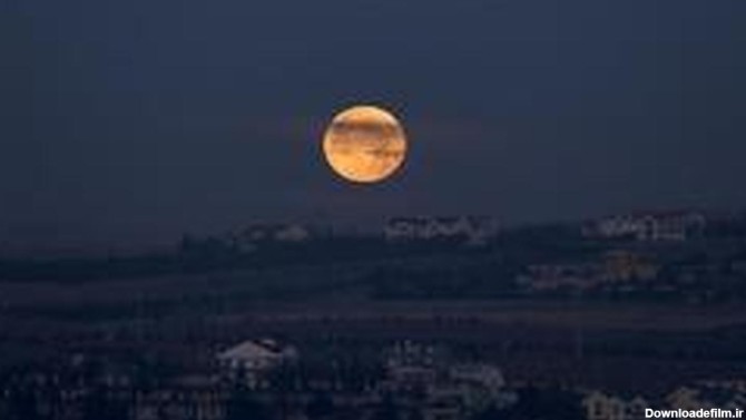 تصاویری شگفت از ماه گرفتگی نیم سایه در جهان | پایگاه خبری جماران