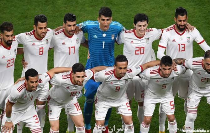 دانلود عکس تیم ملی فوتبال ایران در آسیا با کیفیت پس زمینه - دلیران دنا